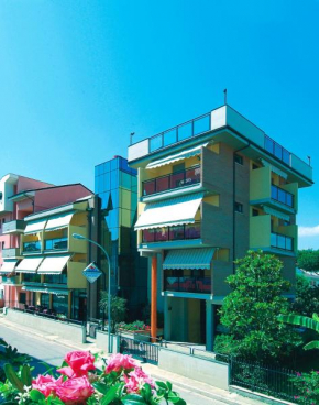 Гостиница Hotel Residence Margherita  Торторето